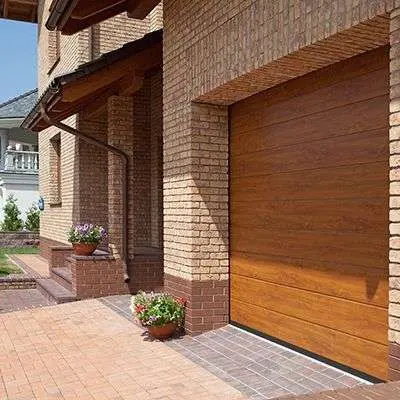 Автоматические секционные гаражные ворота серии Nova