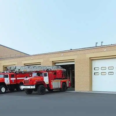 Промышленные ворота цвет белый