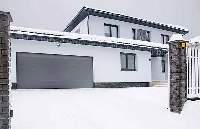 Утепленные гаражные ворота серии Nova